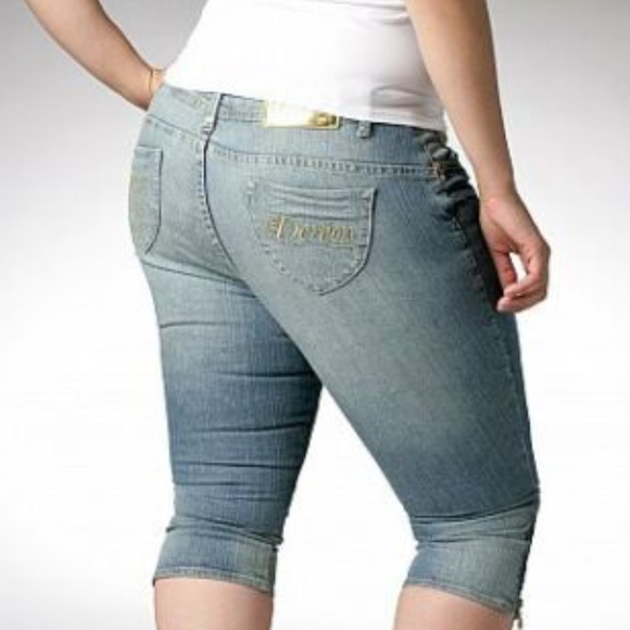 NEW Dereon Y2K Beyonce Denim Crop Zipper LOGO Capri Jeans 5/6 - Picture 7 of 17